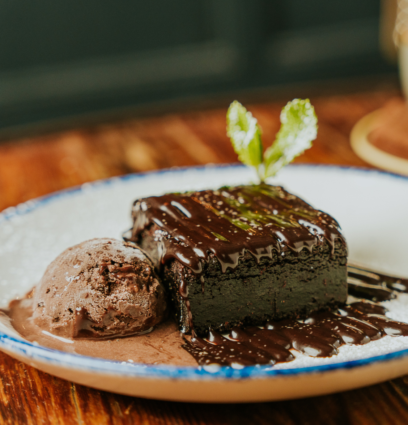 Dinner & Dining at The Riverside Inn in Acton Bridge